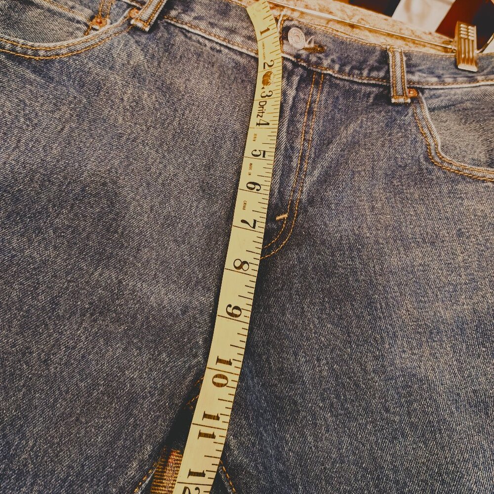 Levi's Men's 517 Bootcut Mid Rise Regular Fit Boot Cut Jeans - Dark Stonewash - Picture 4 of 10